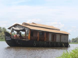 Backwater Retreat, Kumarakom